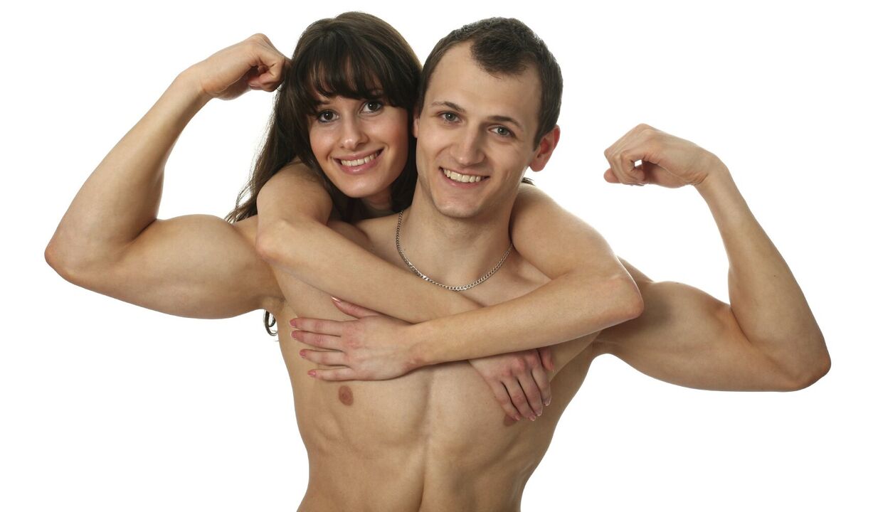 女人和一个阴茎增大的男人